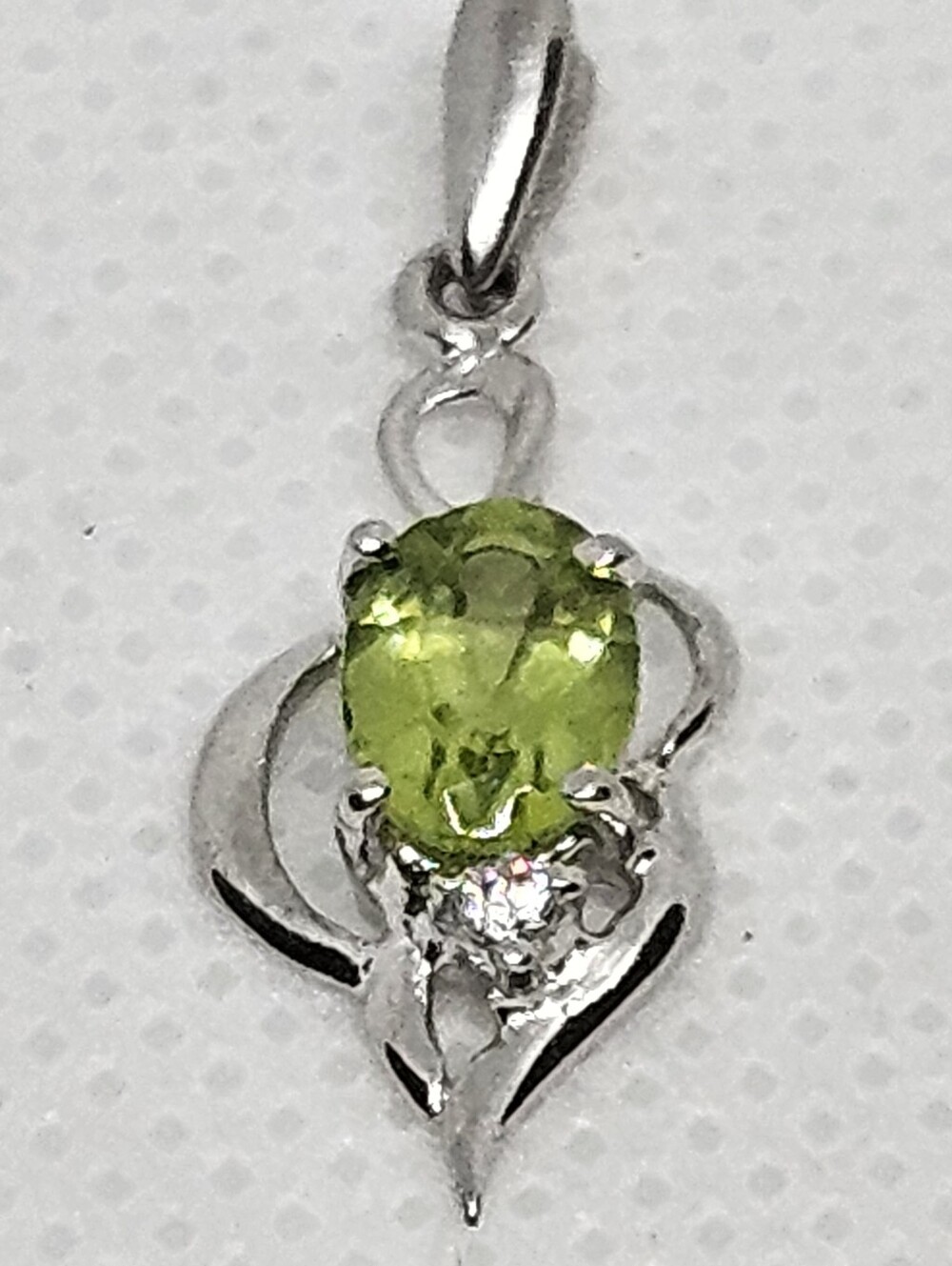 Sterling Silver Peridot Pendant Necklace - Vibrant Green